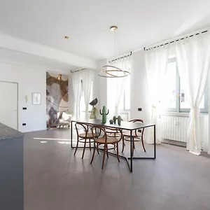  Appartamento Sant'ambrogio Bright And Stylish Flat
