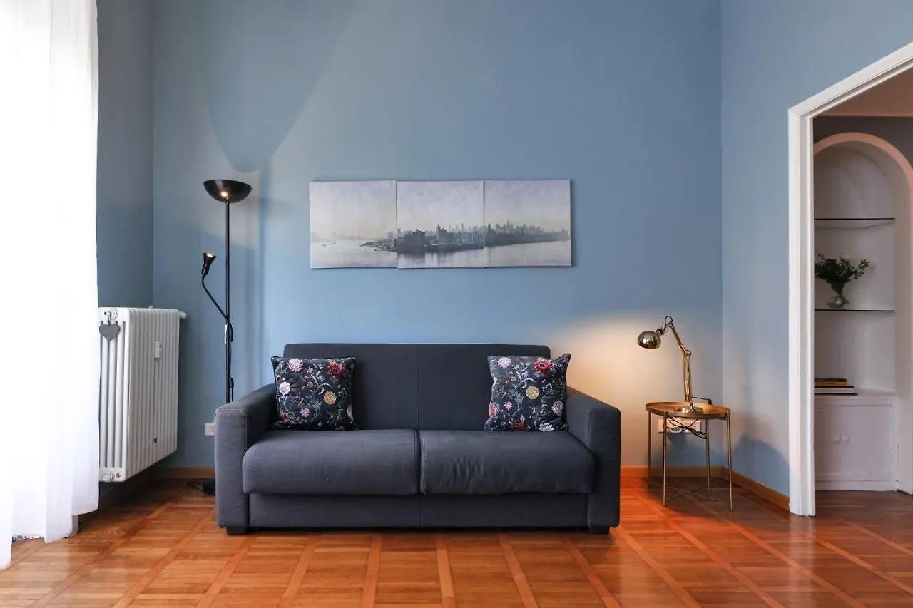 Contempora Apartments - Piazzale Susa 14 Milan 0*,  Italy